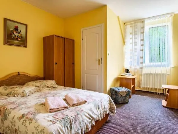 Kaszebe منزل للإقامة Jastrzębia Góra